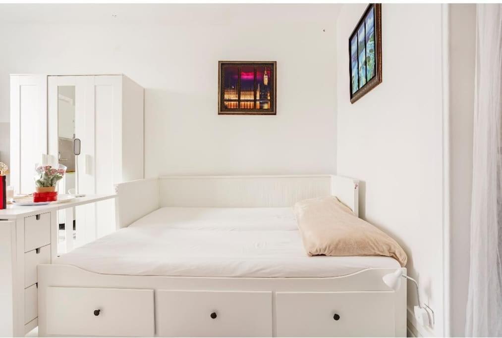 Paris Tourist Apartment, France Stains Εξωτερικό φωτογραφία