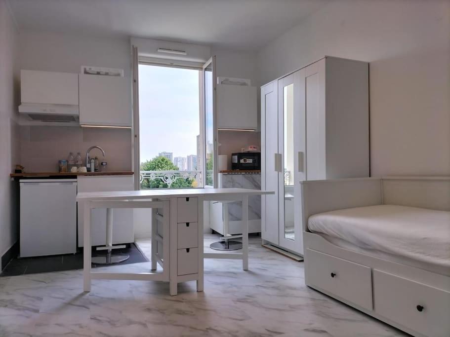 Paris Tourist Apartment, France Stains Εξωτερικό φωτογραφία